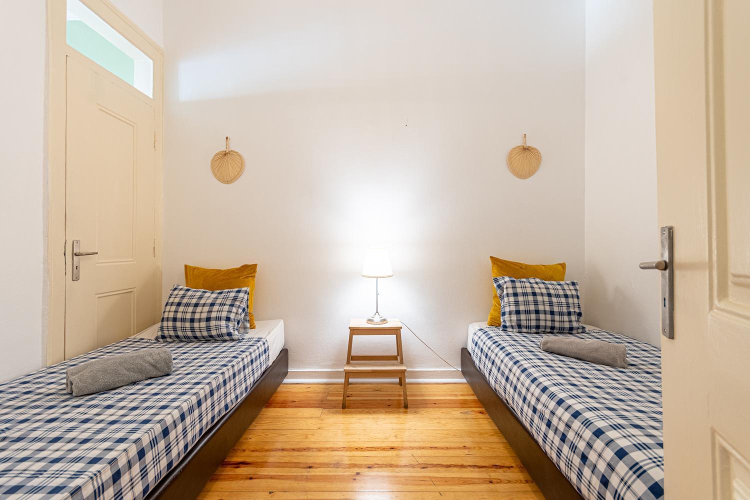 Spacious With Terrace At Graca
